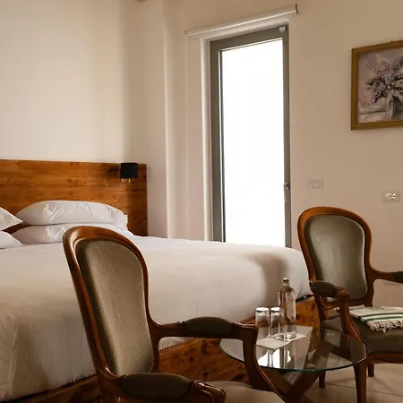 Dimora Mennuti B&B
